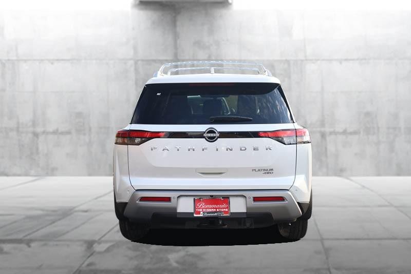 Nissan Pathfinder Vehicle Image 06