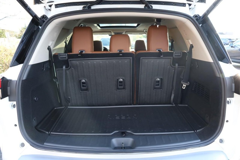 Nissan Pathfinder Vehicle Image 07