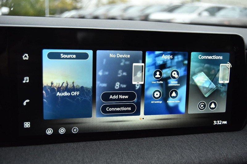 Nissan Kicks Vehicle Image 14