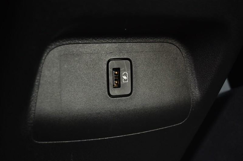 Nissan Sentra Vehicle Image 22