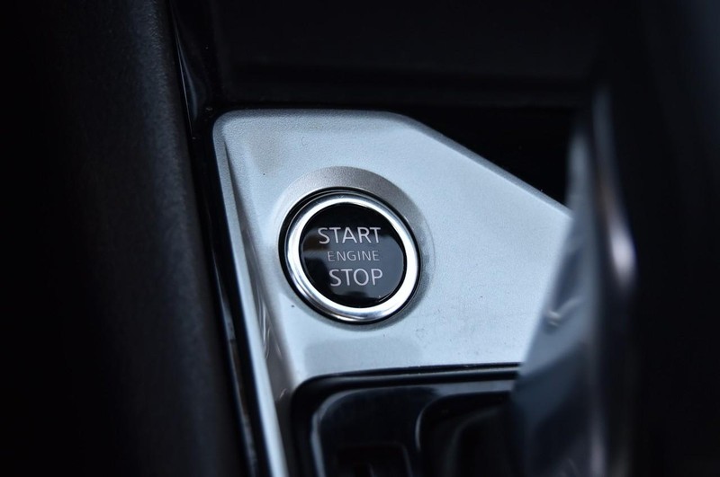 Nissan Altima Vehicle Image 17