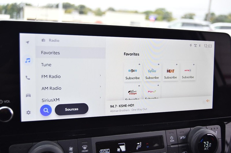 Toyota Grand Highlander Vehicle Image 15