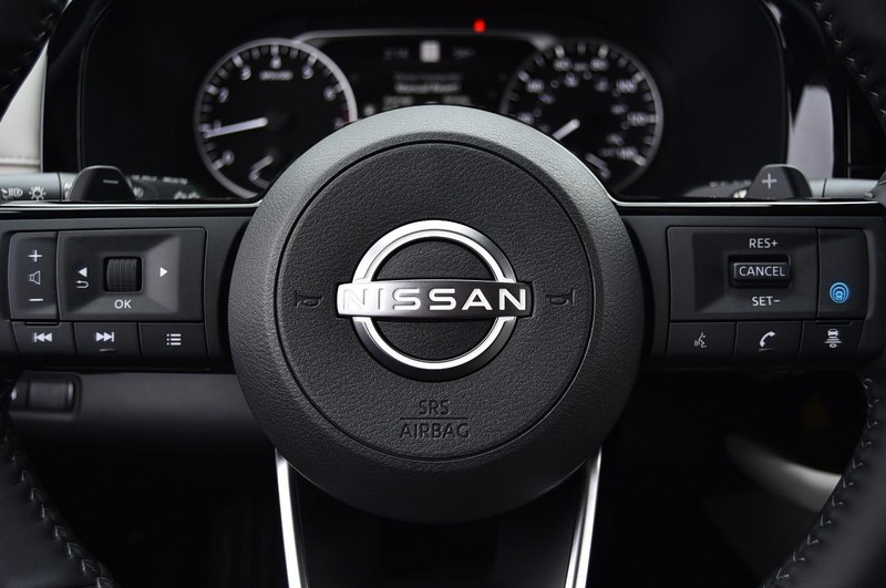 Nissan Pathfinder Vehicle Image 22