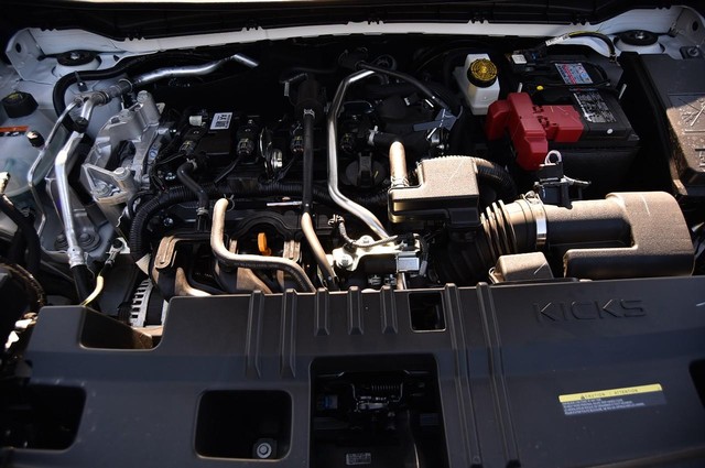 Nissan Kicks Vehicle Image 25