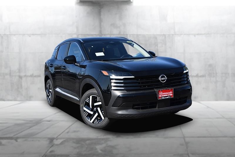 Nissan Kicks Vehicle Image 02