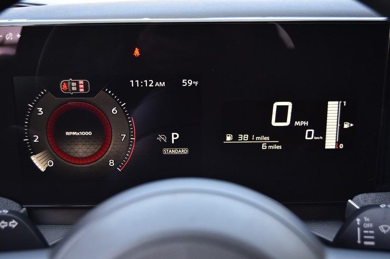 Nissan Kicks Vehicle Image 12