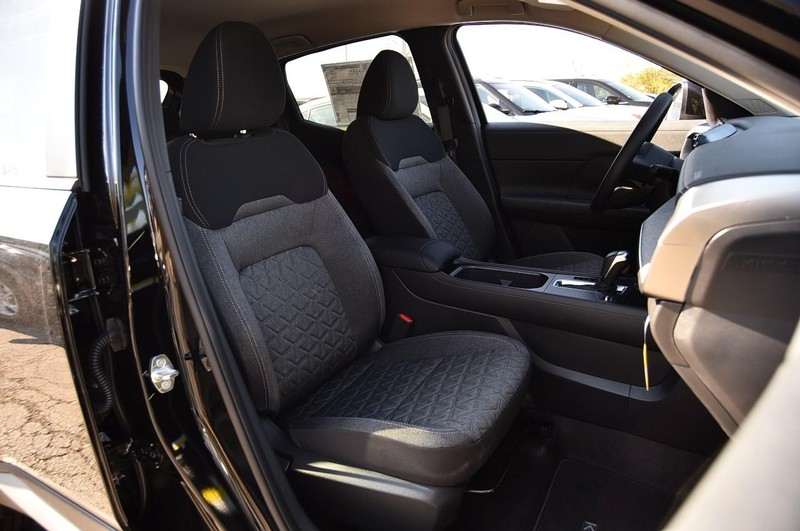 Nissan Kicks Vehicle Image 22