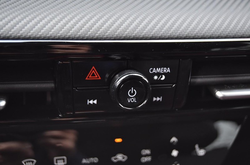 Nissan Kicks Vehicle Image 18