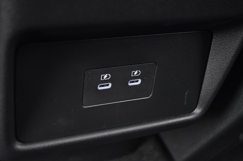 Nissan Rogue Vehicle Image 23