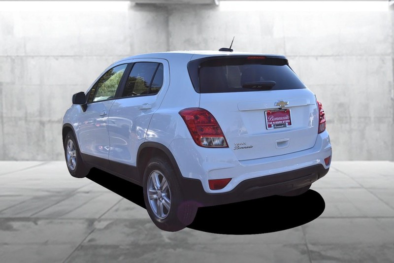 Chevrolet Trax Vehicle Full-screen Gallery Image 07