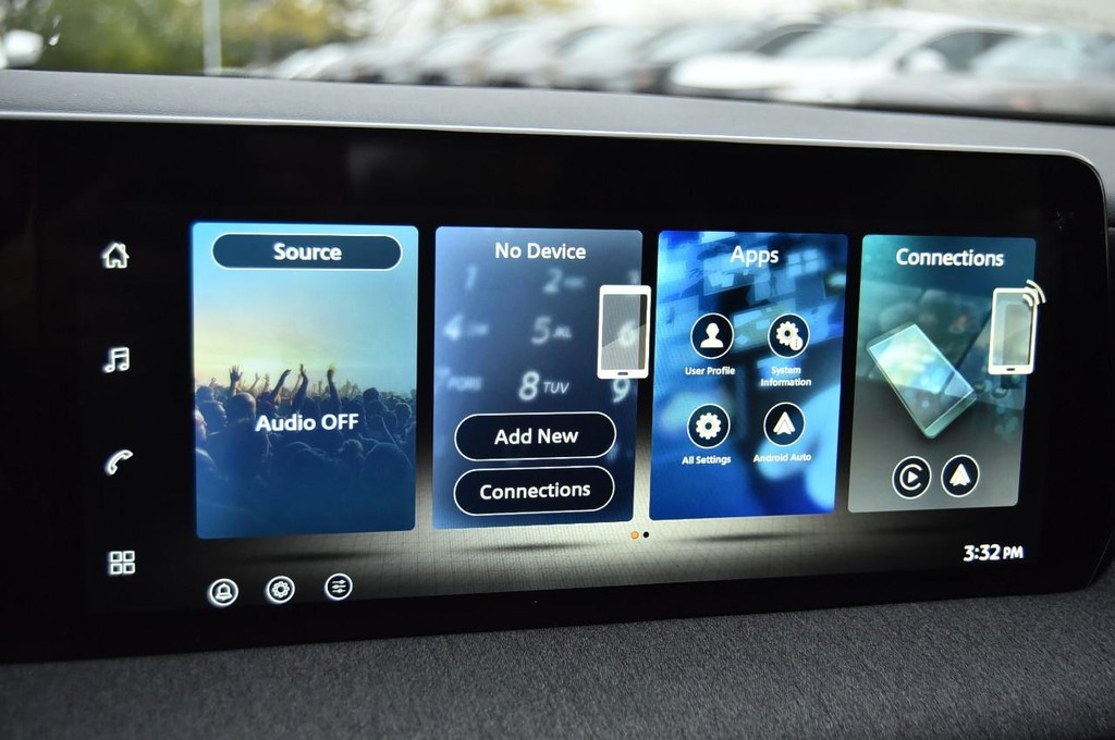 Nissan Kicks Vehicle Image 14