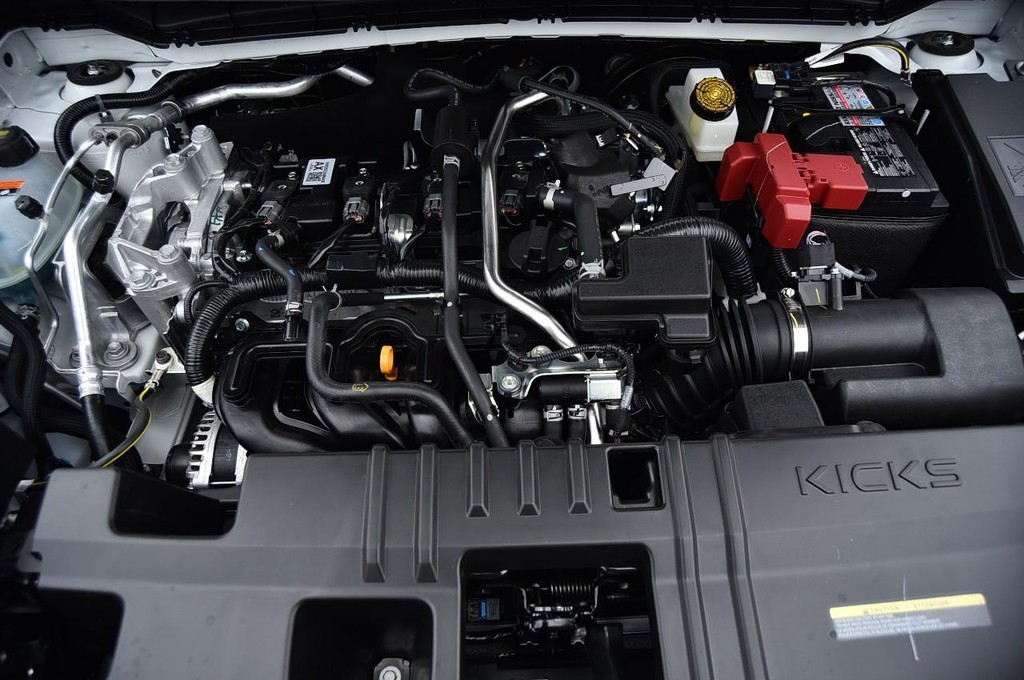 Nissan Kicks Vehicle Image 25