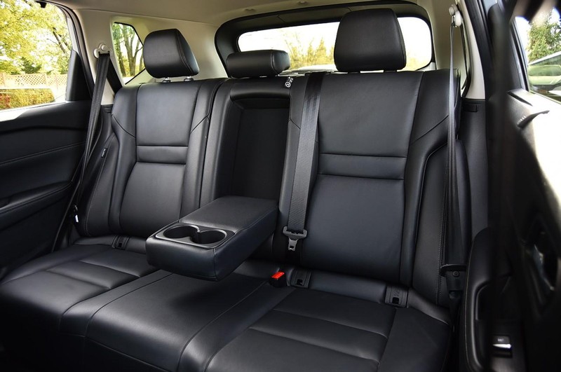 Nissan Rogue Vehicle Full-screen Gallery Image 25