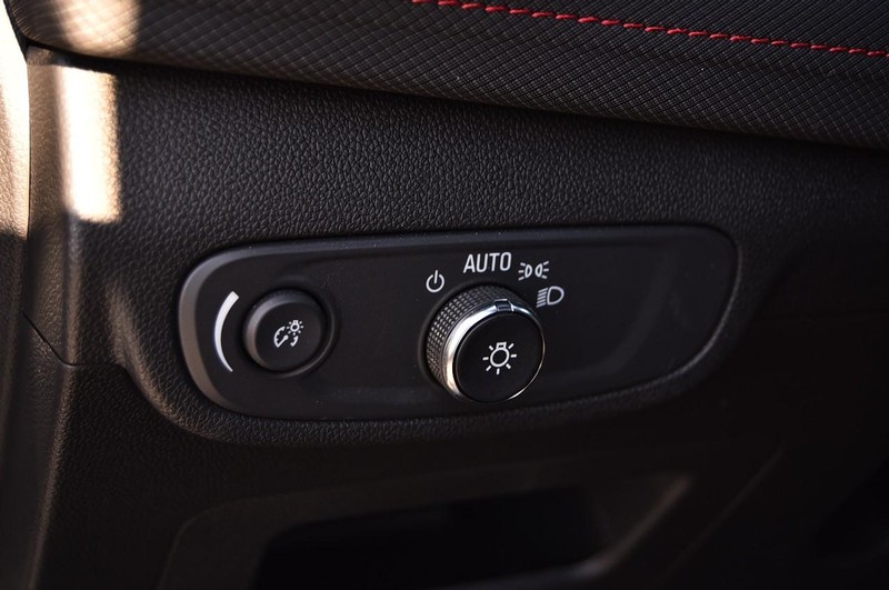 Chevrolet TrailBlazer Vehicle Full-screen Gallery Image 12