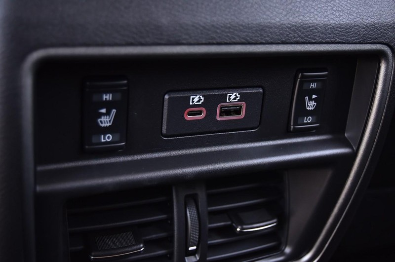 Nissan Murano Vehicle Image 25
