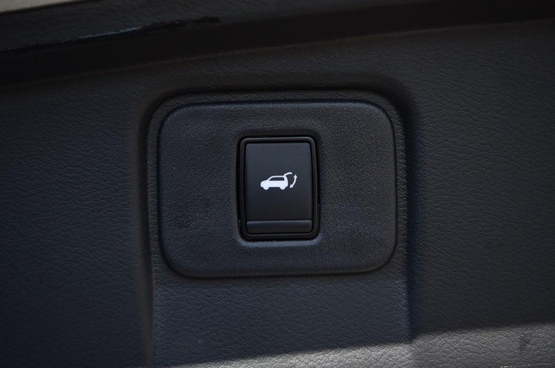 Nissan Murano Vehicle Image 27