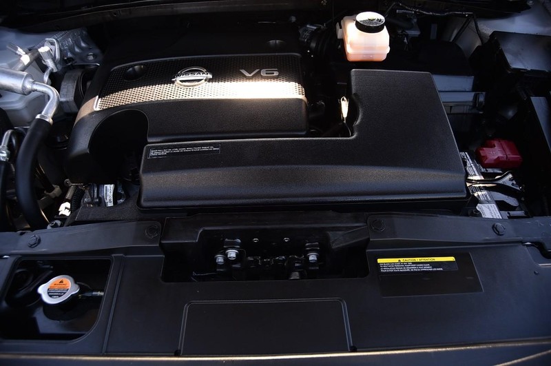 Nissan Murano Vehicle Image 28