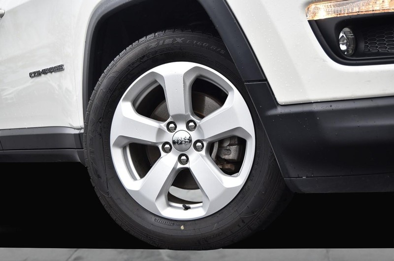 Jeep Compass Vehicle Image 03