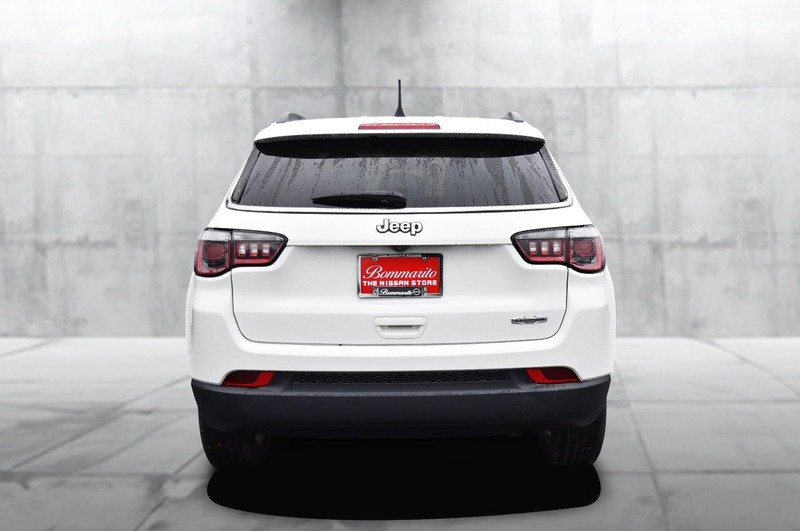 Jeep Compass Vehicle Image 06