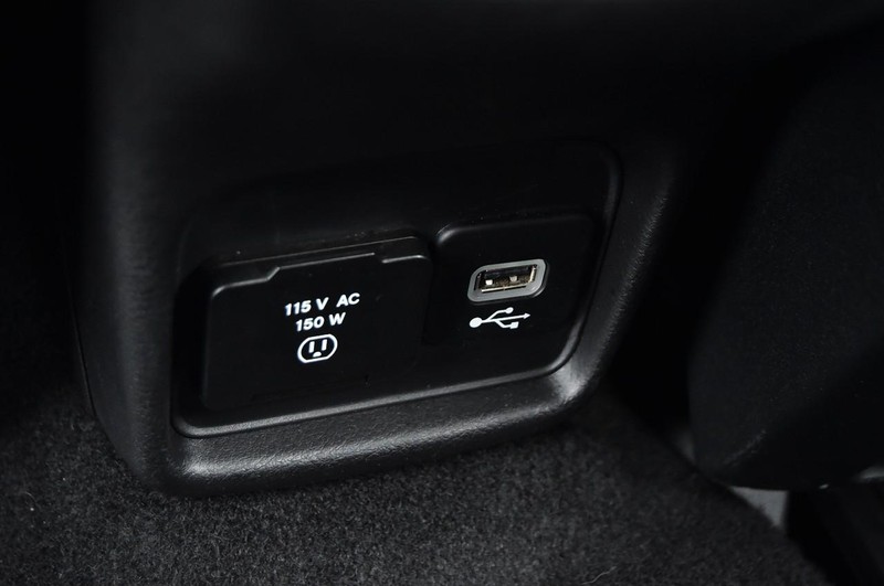 Jeep Compass Vehicle Image 23