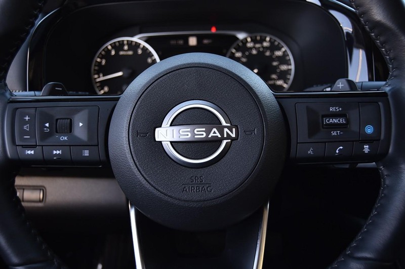 Nissan Pathfinder Vehicle Image 22