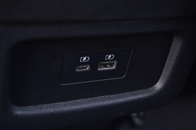 Nissan Pathfinder Vehicle Image 28