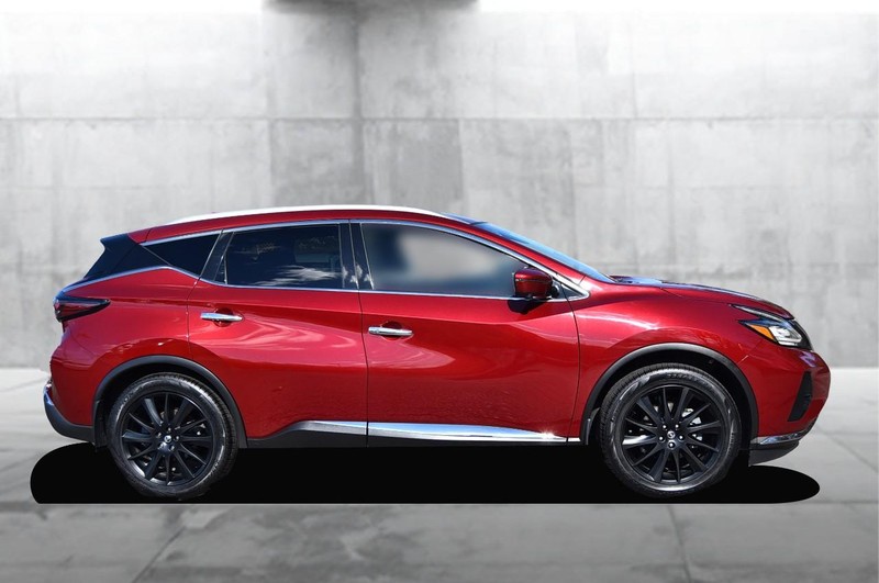 Nissan Murano Vehicle Full-screen Gallery Image 5