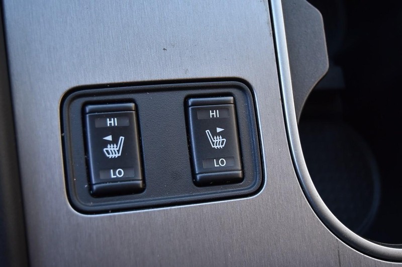 Nissan Murano Vehicle Full-screen Gallery Image 19