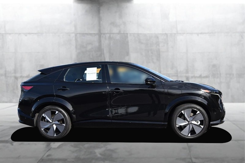 Nissan ARIYA Vehicle Full-screen Gallery Image 5