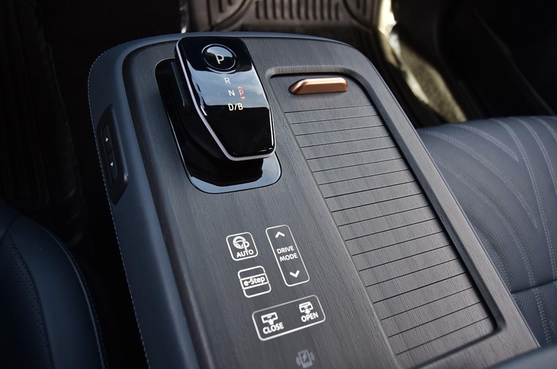 Nissan ARIYA Vehicle Full-screen Gallery Image 20