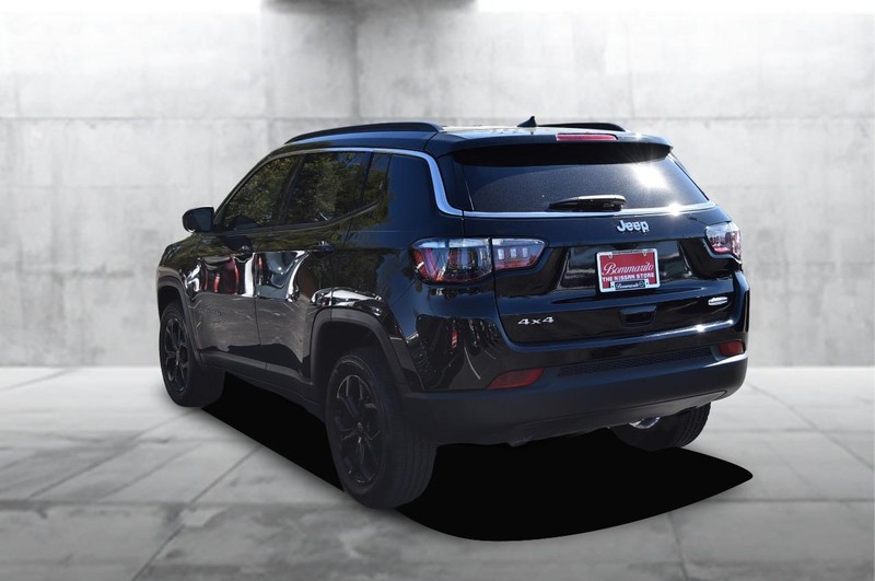 Jeep Compass Vehicle Image 07