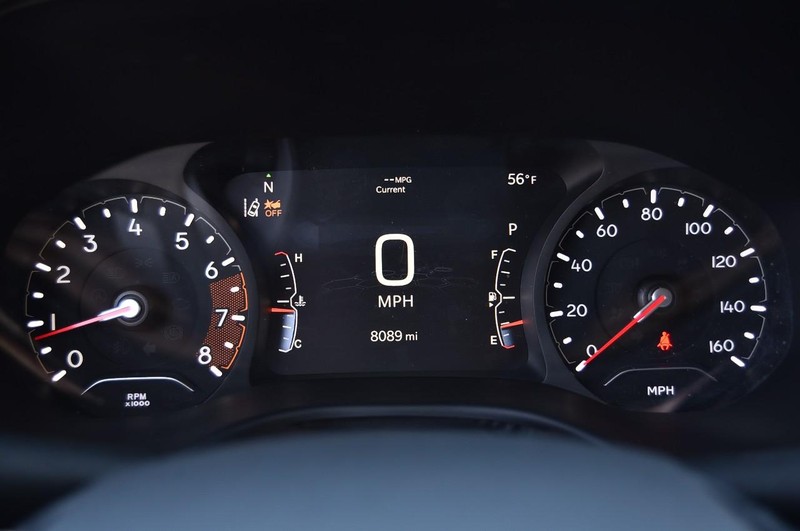 Jeep Compass Vehicle Image 12