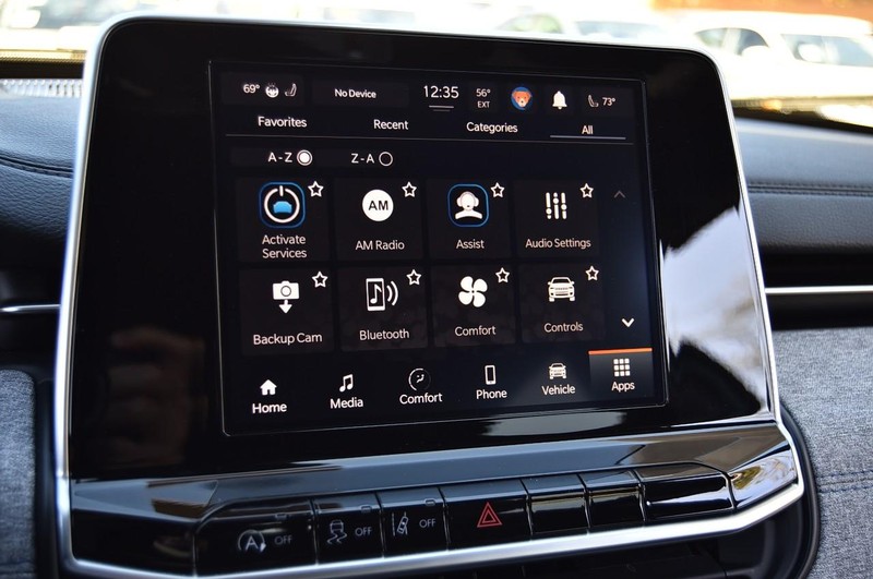 Jeep Compass Vehicle Image 14