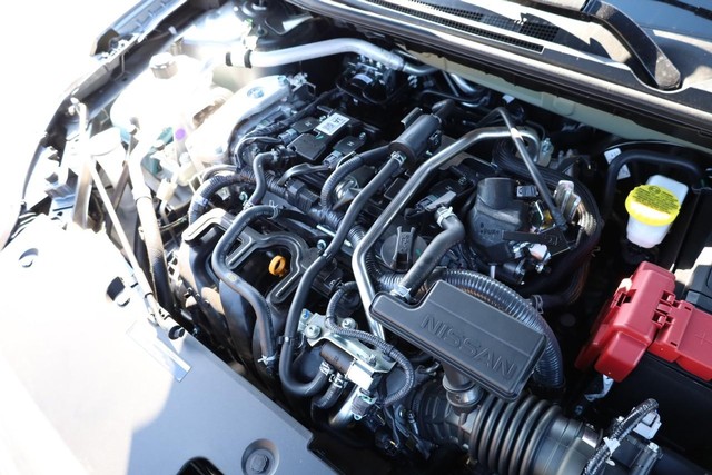 Nissan Sentra Vehicle Image 24