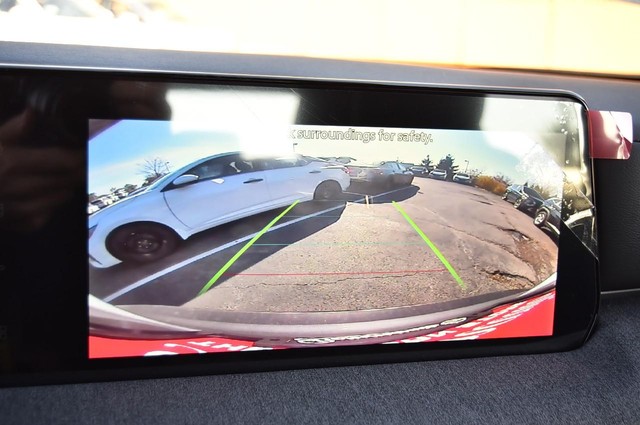 Nissan Kicks Vehicle Image 13