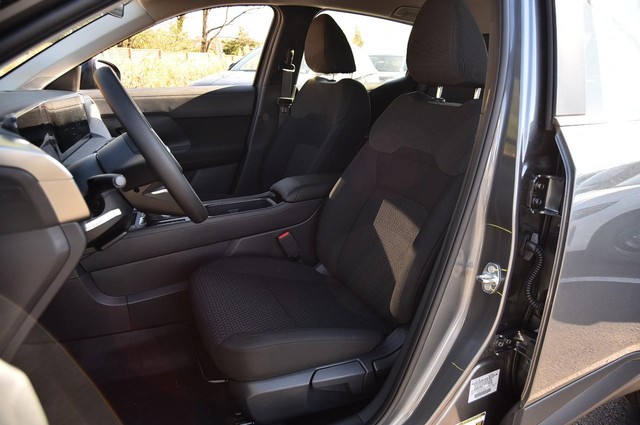 Nissan Kicks Vehicle Image 21