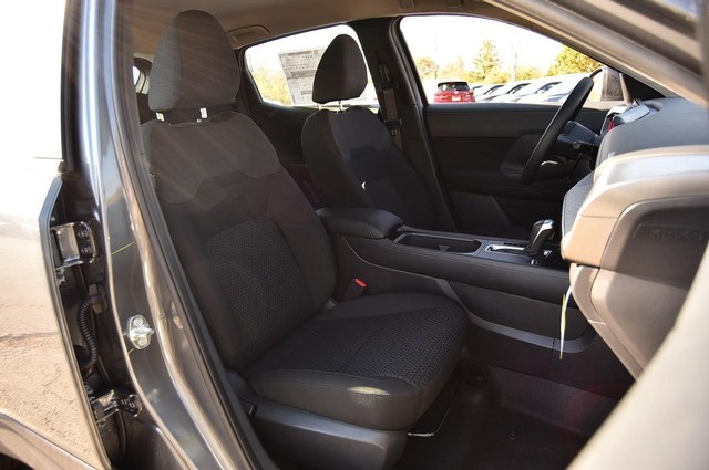 Nissan Kicks Vehicle Image 22
