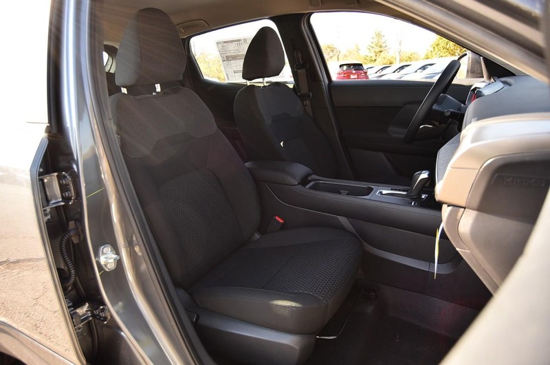 Nissan Kicks Vehicle Image 22