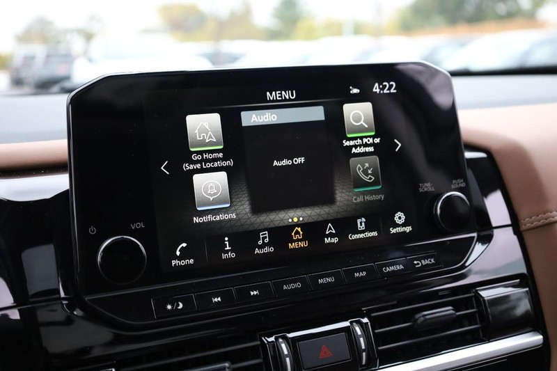 Nissan Pathfinder Vehicle Full-screen Gallery Image 15