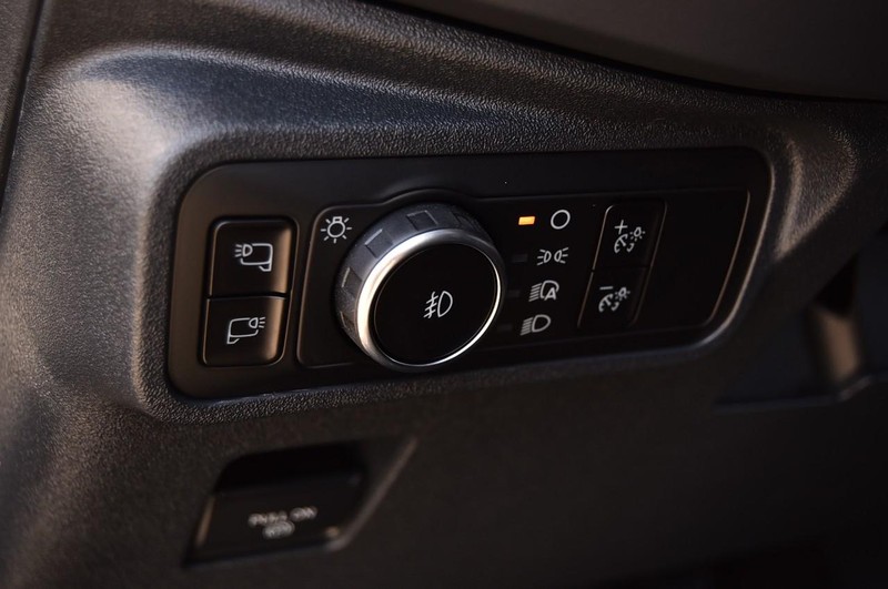 Ford Bronco Vehicle Full-screen Gallery Image 10