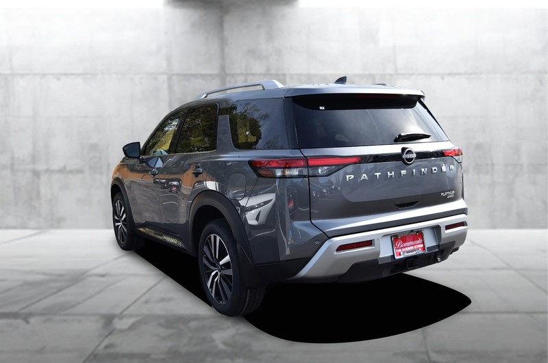 Nissan Pathfinder Vehicle Image 07