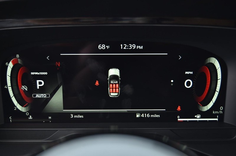 Nissan Pathfinder Vehicle Image 13