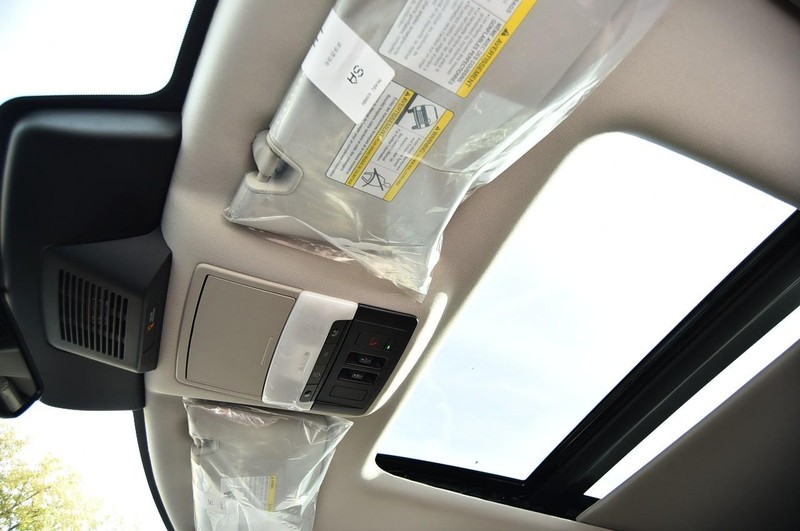 Nissan Pathfinder Vehicle Image 25