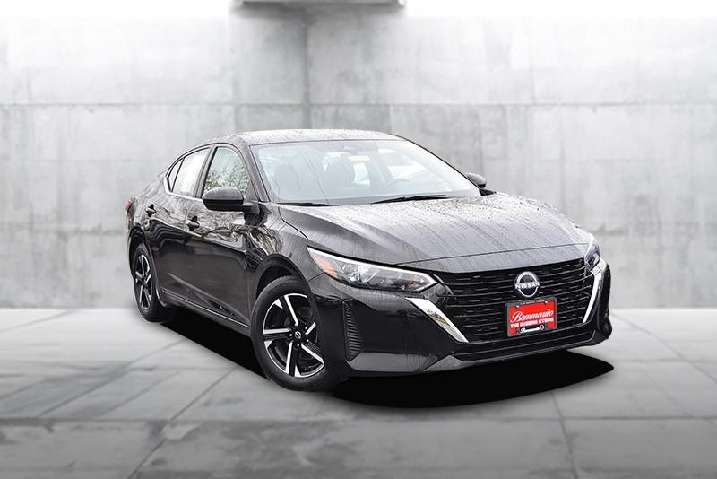 Nissan Sentra Vehicle Image 02