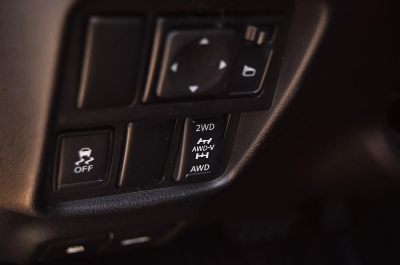 Nissan Juke Vehicle Full-screen Gallery Image 11