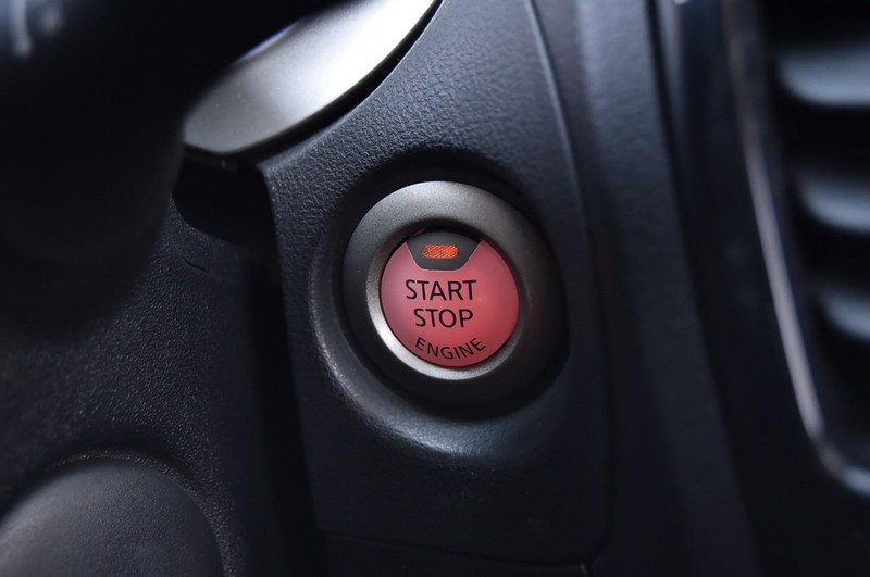 Nissan Juke Vehicle Full-screen Gallery Image 16