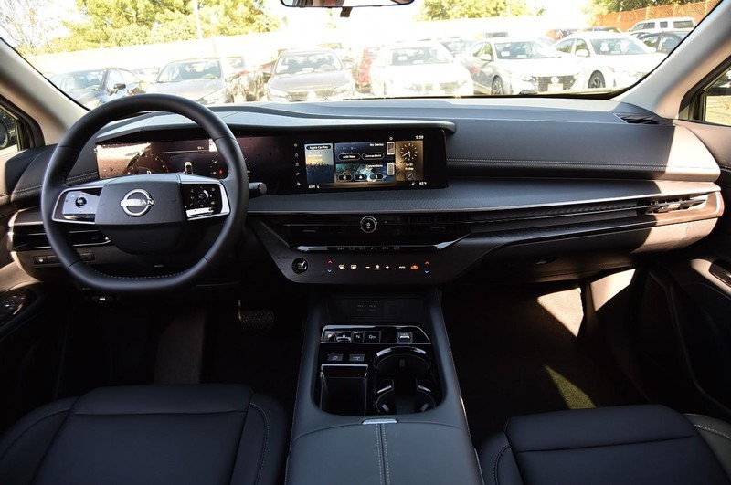 Nissan Murano Vehicle Image 08