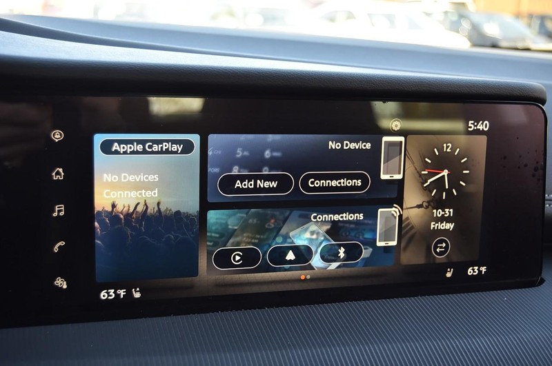 Nissan Murano Vehicle Image 14