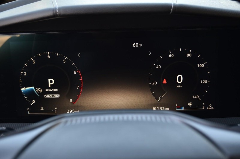 Nissan Murano Vehicle Image 12