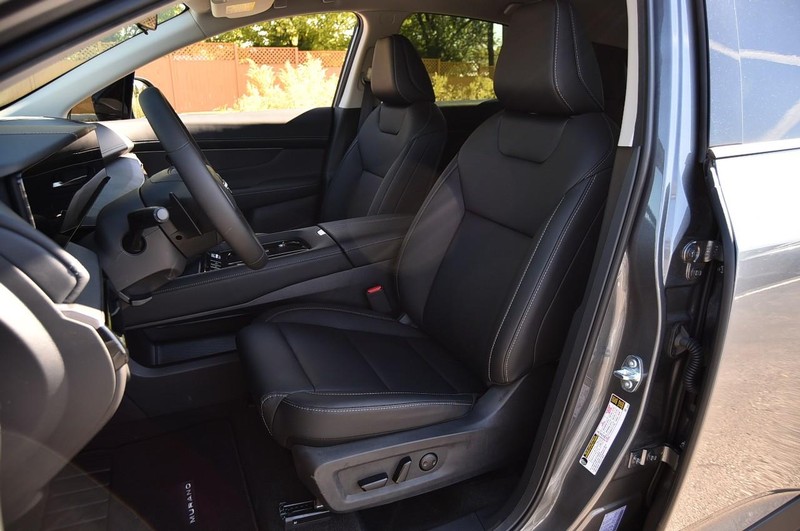 Nissan Murano Vehicle Image 19